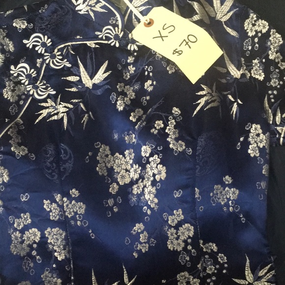 Beautiful Chines style cheongsam dress in rich cobalt blue and silver embroidery - Picture 8 of 10